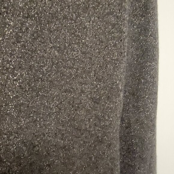 Ann Taylor Cashmere Sweater V-Neck Black Silver Metallic Sz PM Long Sleeve - Picture 6 of 6